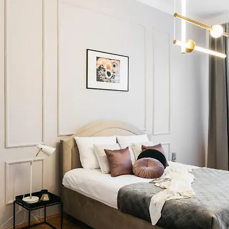 Luna Apartment - Loftaffair Краків Екстер'єр фото